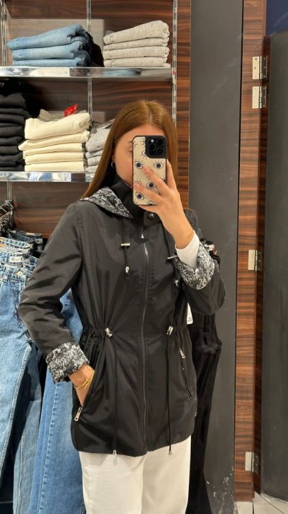 Kapüşonlu Astarı Desenli Mevsimlik Ceket-Siyah 87117 resmi